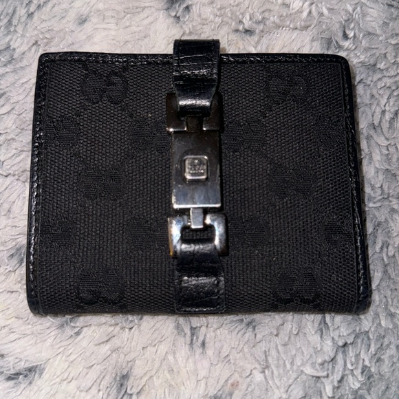 Men’s or Women’s Vintage Gucci Black Bi-Fold Wallet with Unique Hardware! Rare!! - Picture 1 of 10